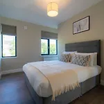 Riverside - Luxury 2 *