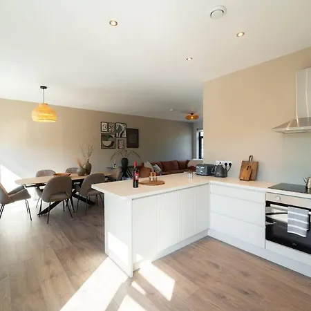 Riverside - Luxury 2 Dingle