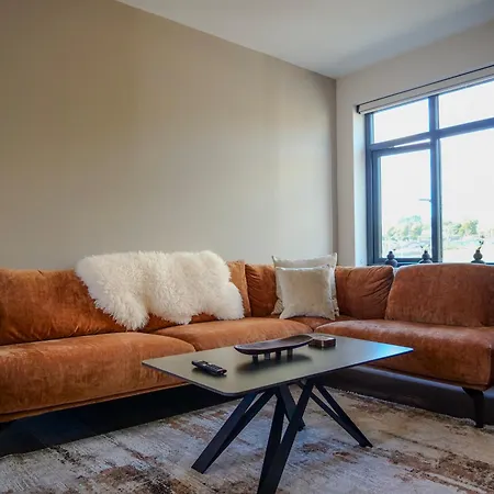 Daire Riverside - Luxury 2 *