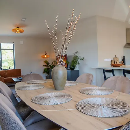 Riverside - Luxury 2 Dingle