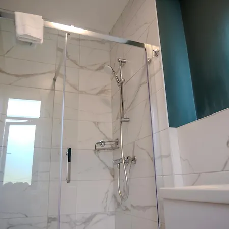 Апартаменты Riverside - Luxury 2 Дингл